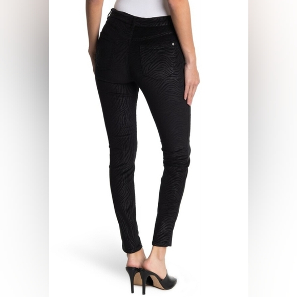 Ted Baker Dehbra Zebra Skinny Jeans in Black Velvet SZ 25 - Picture 2 of 6